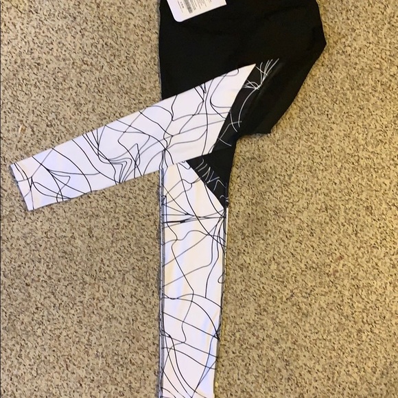 Fabletics Athletic Wear Leggings - Picture 2 of 2